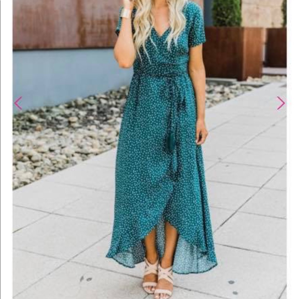 Dress - Picture 2 of 2